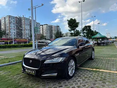 Jaguar XFL 2018