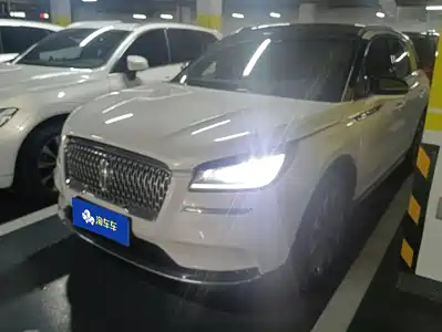 Lincoln Adventurer 2021
