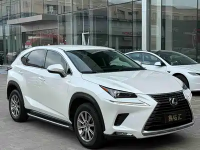 Lexus NX 2021