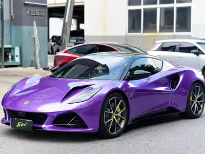 Lotus Cars EMIRA 2021