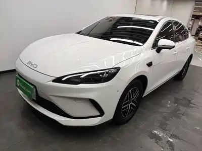 BYD Hai Bao 05 DM-i 2025