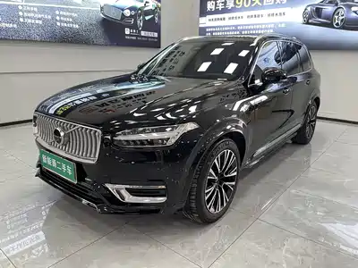 Volvo XC90 Plug-in Hybrid 2023