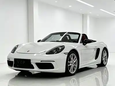 Porsche 718 2016