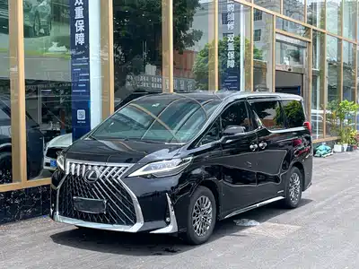 Lexus LM 2023