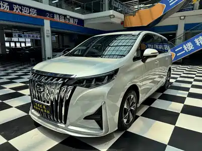 GAC Trumpchi M6 2020