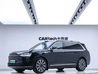 AITO Wenjie M9 2023