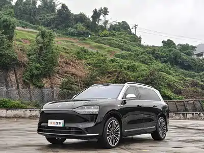 AITO Wenjie M9 2023