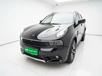 Lynk & Co 01 EM-P 2019
