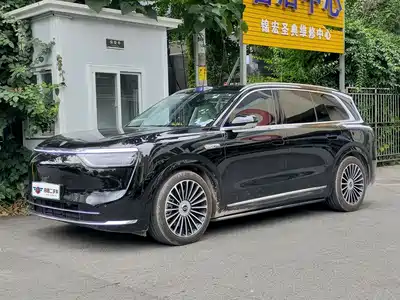 AITO Wenjie M8 2025