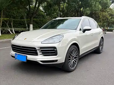 Porsche Cayenne 2021