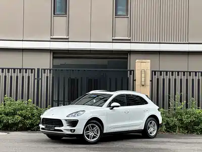 Porsche Macan 2016