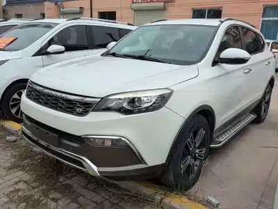 Leopaard CS10 2016
