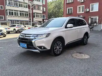 Mitsubishi Outlander 2017
