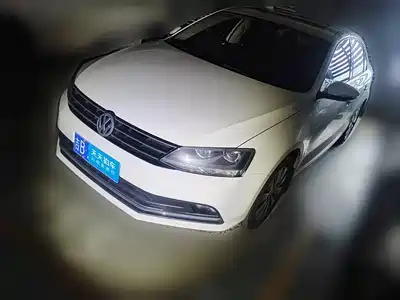 Volkswagen Sagitar 2017