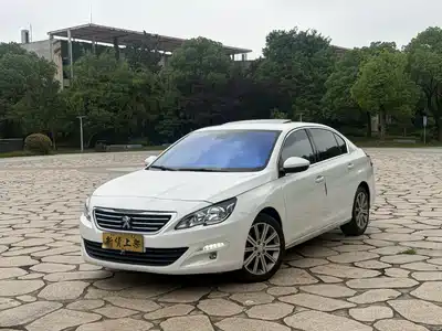 Peugeot 408 2016