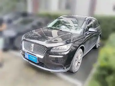 Lincoln Adventurer 2021