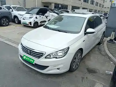 Peugeot 408 2016