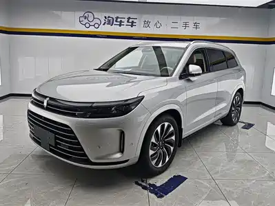 AITO Wenjie M7 2023