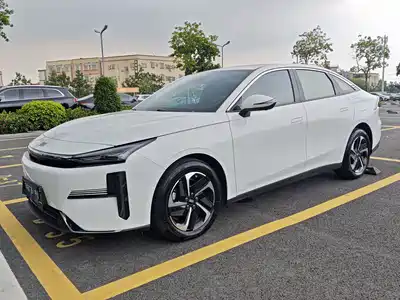 Geely Galaxy L6 2024