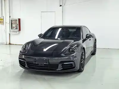 Porsche Panamera 2018