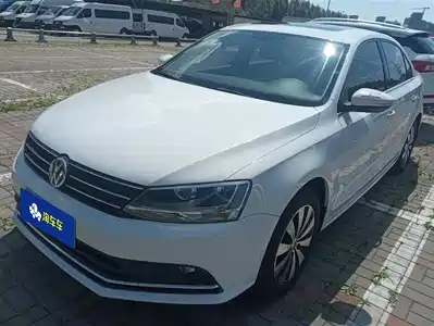 Volkswagen Sagitar 2017