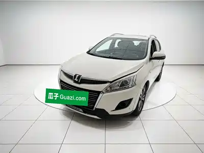 Luxgen U6 SUV 2014