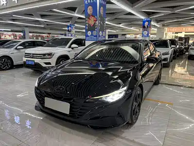 Hyundai Elantra 2022