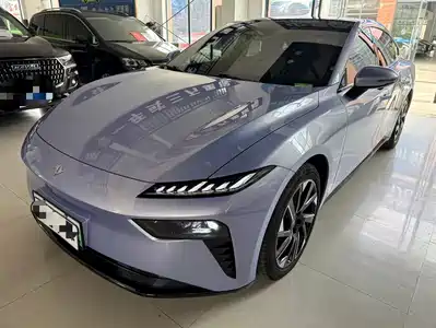 Dongfeng Yipai eπ007 2025