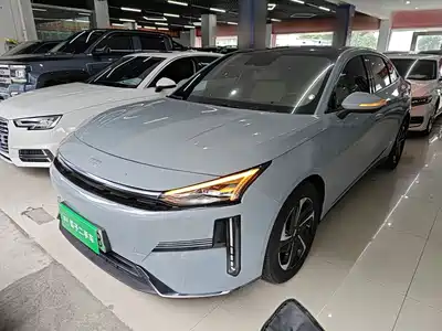 Geely Galaxy L6 2024
