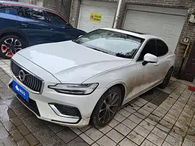 Volvo S60 2021
