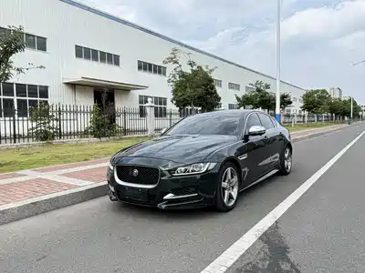 Jaguar XE 2016