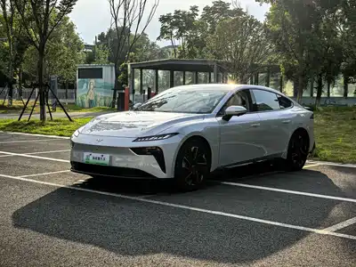Dongfeng Yipai eπ007 2024