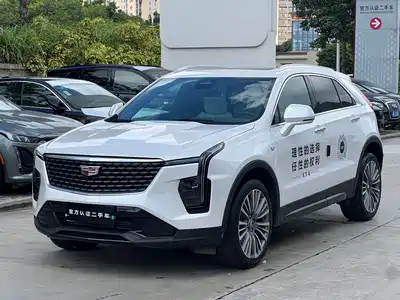 Cadillac XT4 2025