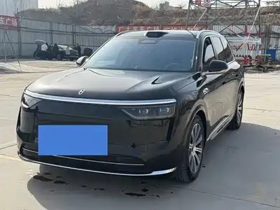 AITO Wenjie M8 2025