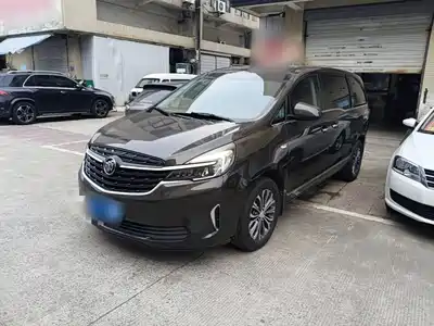 Buick GL8 2021