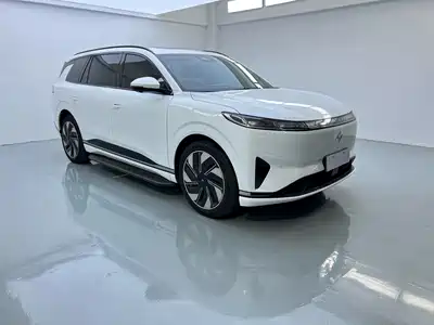 Dongfeng Yipai eπ008 2024