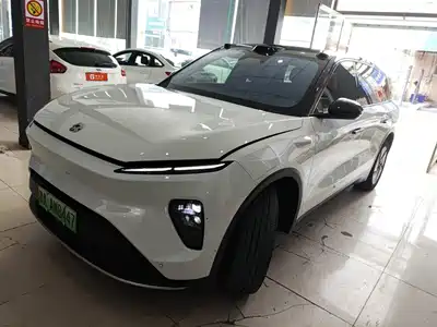 NIO ES8 2023