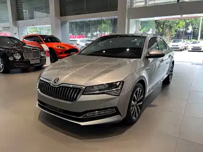 Škoda Superb 2023