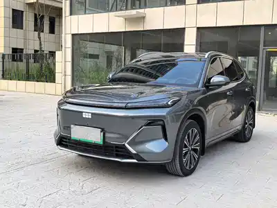 Geely Galaxy Starship 7 EM-i 2025