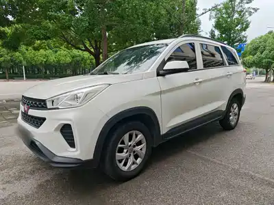 Wuling Motors Hongguang S3 2017