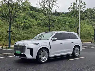 Voyah Auto Taisan 2025
