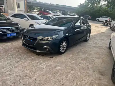 Mazda Mazda3 Axela 2015