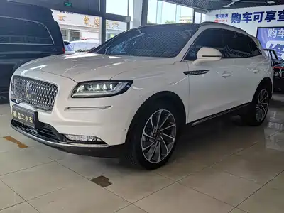 Lincoln Nautilus 2021