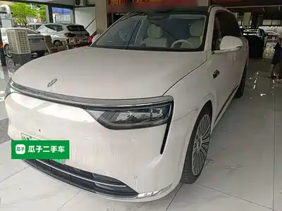 AITO Wenjie M8 2025