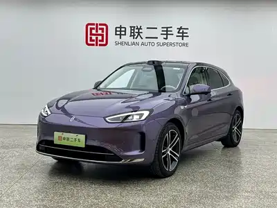 AITO Wenjie M5 2025