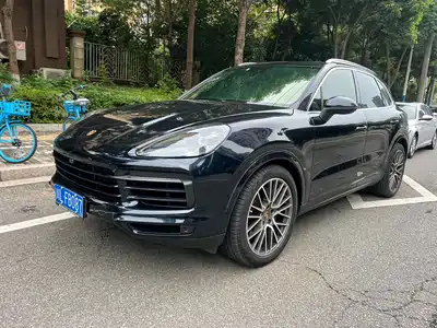 Porsche Cayenne 2021