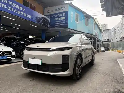 Li Auto L6 2024