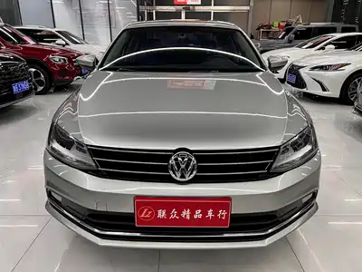 Volkswagen Sagitar 2017