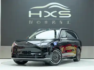AITO Wenjie M9 2025