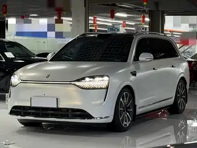 AITO Wenjie M9 2023